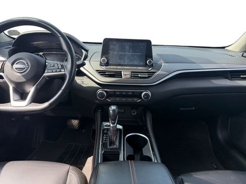 Used 2023 Nissan Altima 2.5 SR image 11