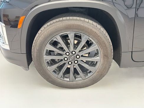 Used 2022 Chevrolet Traverse RS image 28
