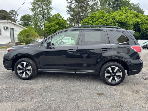Used 2017 Subaru Forester 2.5i Limited w/ Popular Package #1 AWD/4WD image 6