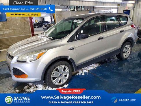 Used 2015 Ford Escape S image 1