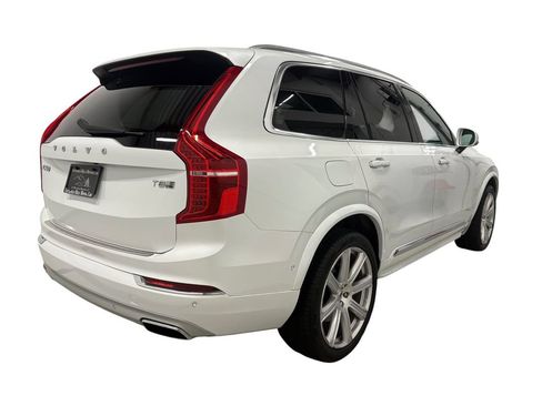 Used 2018 Volvo XC90 T8 Inscription w/ Convenience Package AWD/4WD image 4