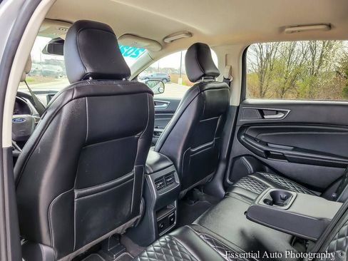 Used 2024 Ford Edge Titanium AWD/4WD image 12