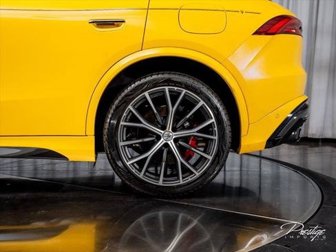 Used 2023 Maserati Grecale Trofeo AWD/4WD image 9