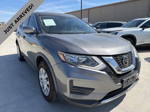 Certified 2020 Nissan Rogue S image 3