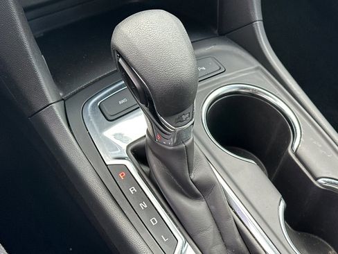 Used 2024 Chevrolet Equinox LT image 20