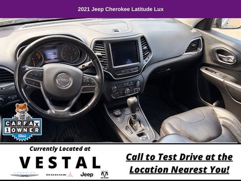 Used 2021 Jeep Cherokee Latitude Lux w/ Comfort/Convenience Group AWD/4WD image 15
