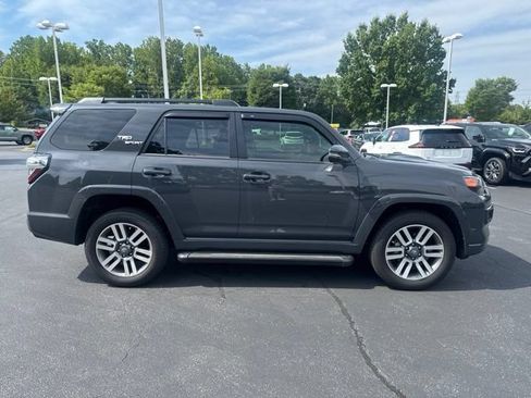 Used 2024 Toyota 4Runner TRD Sport w/ Technology Package AWD/4WD image 2
