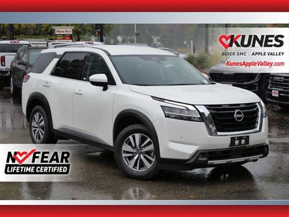 Used 2023 Nissan Pathfinder SL
