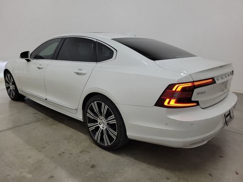 Used 2025 Volvo S90 B6 Plus image 7