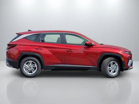 New 2026 Hyundai Tucson SE image 3