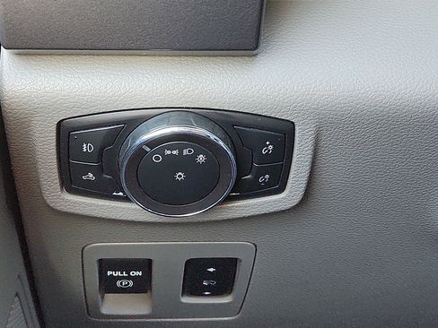 Used 2019 Ford F150 XLT w/ Equipment Group 301A Mid image 17