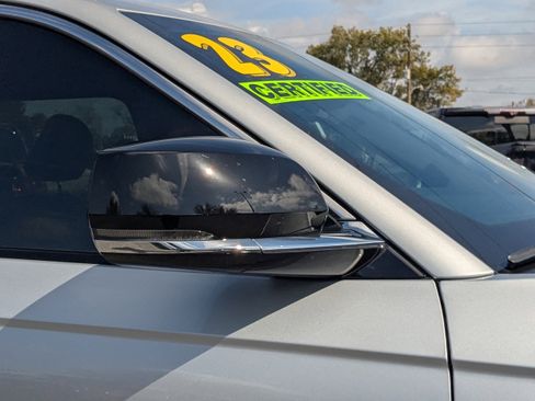 Certified 2023 Jeep Grand Cherokee L Overland image 11