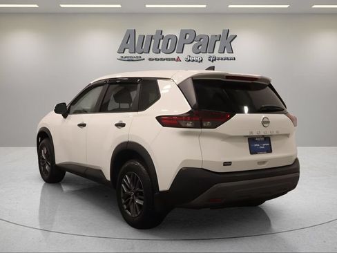 Used 2022 Nissan Rogue S FWD image 6
