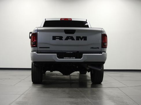 Used 2026 RAM 2500 Big Horn AWD/4WD image 5