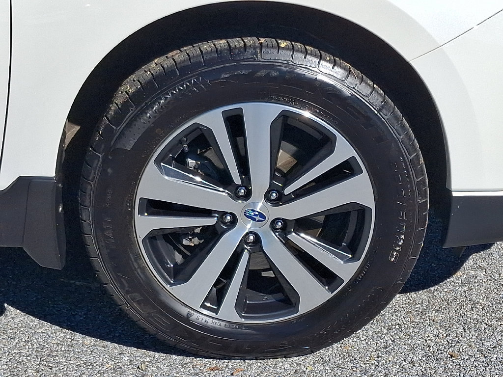Used 2018 Subaru Outback 2.5i Limited AWD/4WD image 8