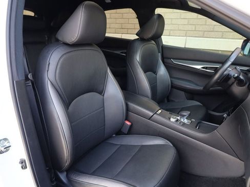 Used 2023 INFINITI QX55 Luxe w/ Cargo Package image 28