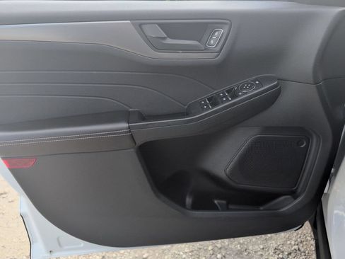 Used 2025 Ford Escape Active FWD image 11