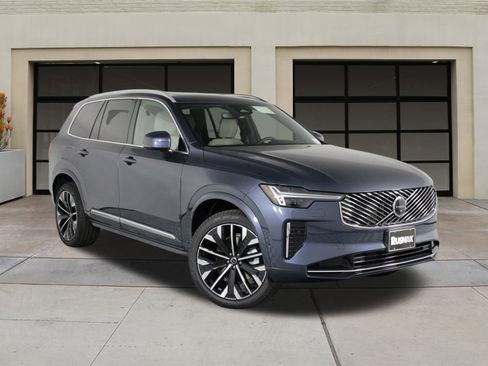 New 2026 Volvo XC90 B6 Plus w/ Protection Package Premier image 19