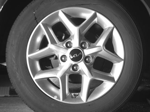Used 2025 Kia Soul LX w/ LX Technology Package FWD image 13