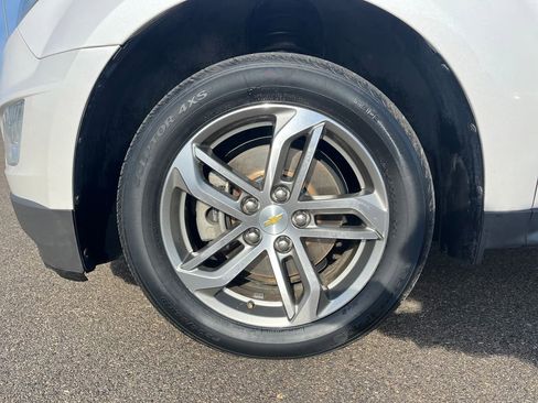 Used 2017 Chevrolet Equinox Premier w/ Enhanced Convenience Package image 30