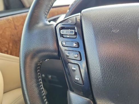 Certified 2024 Nissan Armada SL w/ Captain's Chairs Package RWD image 27