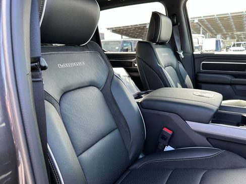 New 2026 RAM 1500 Laramie AWD/4WD image 14
