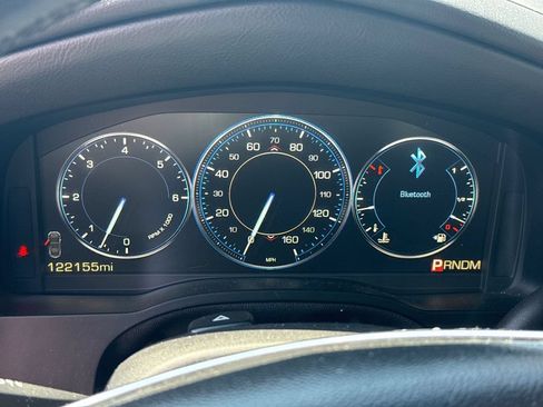 Used 2015 Cadillac Escalade Luxury AWD/4WD image 17