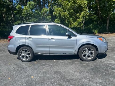 Used 2015 Subaru Forester 2.5i Touring w/ Eyesight & Navigation System AWD/4WD image 2