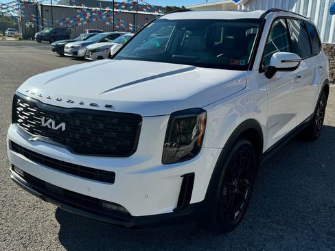 Used 2022 Kia Telluride SX w/ Nightfall Edition Package image 3