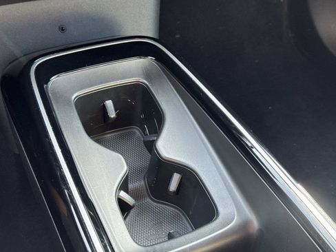 Certified 2023 Volkswagen ID.4 2WD image 25