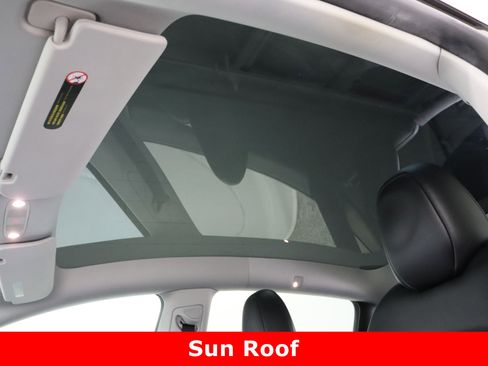 Used 2024 Tesla Model Y Long Range image 24