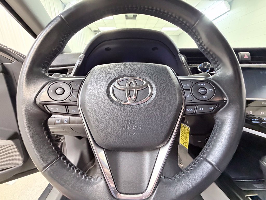 Used 2020 Toyota Camry SE FWD image 43