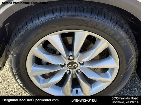 Used 2021 INFINITI QX50 Essential w/ Convenience Package image 10