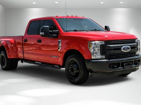 Used 2018 Ford F350 XL w/ Power Equipment Group RWD image 5