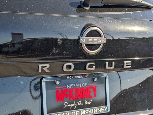 New 2026 Nissan Rogue SV FWD image 7
