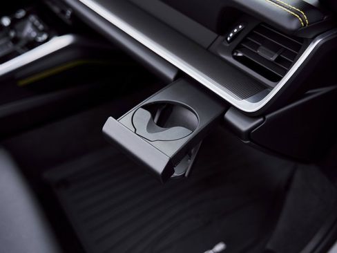 Used 2025 Porsche 911 Turbo S image 39