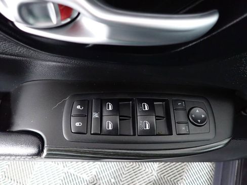 Used 2014 Jeep Cherokee Limited AWD/4WD image 20