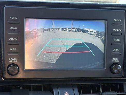 Used 2019 Toyota RAV4 LE w/ Carpet Mat Package image 28