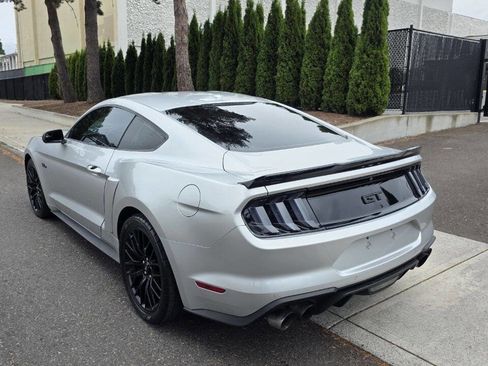 Used 2019 Ford Mustang GT w/ Equipment Group 301A image 8