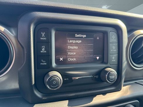 Used 2020 Jeep Wrangler Unlimited Sport S image 23