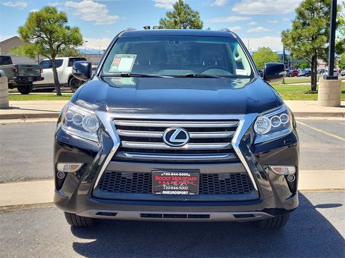 Used 2019 Lexus GX 460 Premium image 10