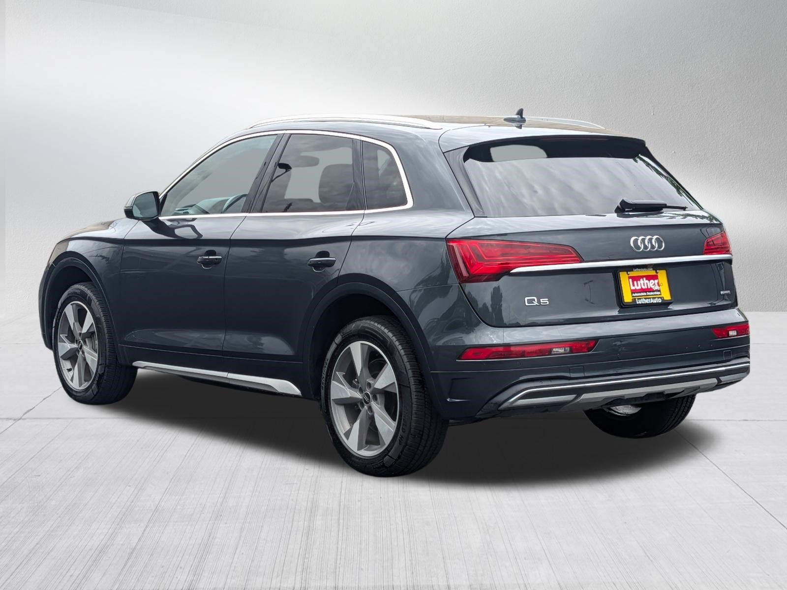 Used 2023 Audi Q5 2.0T Premium Plus w/ Premium Plus Package AWD/4WD image 5