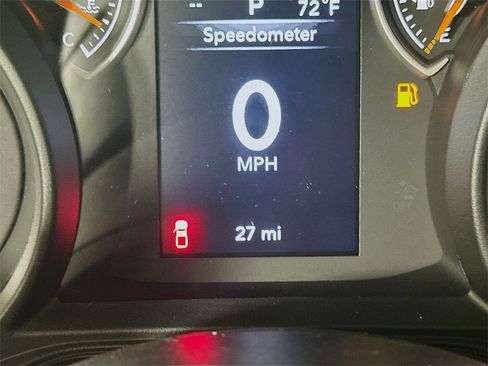 New 2025 Jeep Gladiator Sport image 11