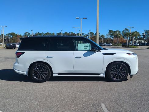 New 2026 INFINITI QX80 Autograph w/ Premium Cargo Package image 4