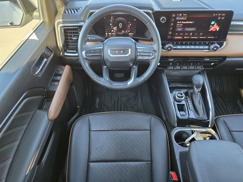 Certified 2023 GMC Canyon AT4 w/ AT4 Premium Package image 11