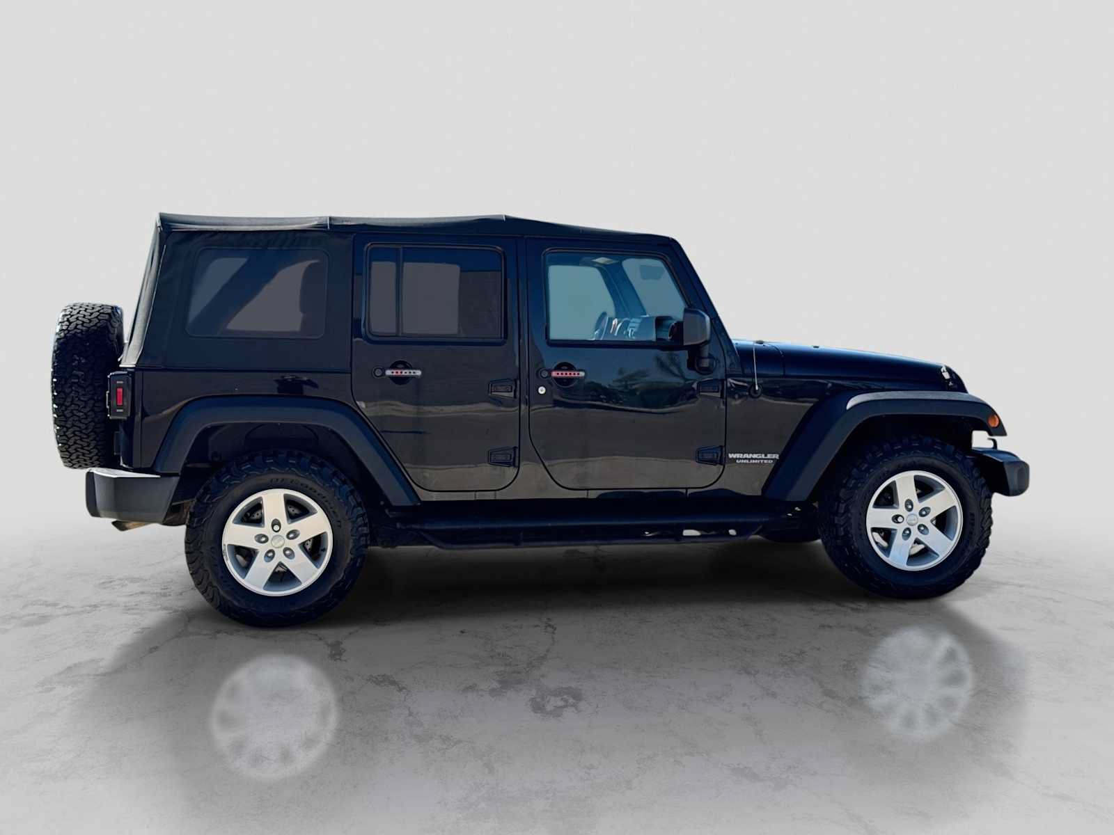 Used 2017 Jeep Wrangler Unlimited Sport w/ Quick Order Package 24S AWD/4WD image 7