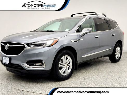Used 2021 Buick Enclave Essence w/ Sound and Sites Package image 1