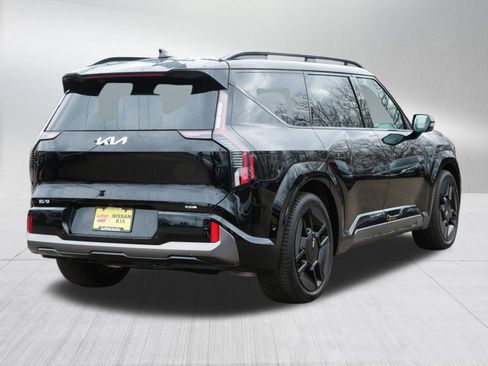 Certified 2024 Kia EV9 GT-Line AWD/4WD image 7