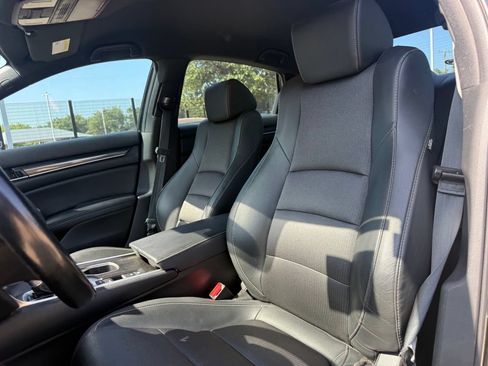 Used 2021 Honda Accord Sport image 10