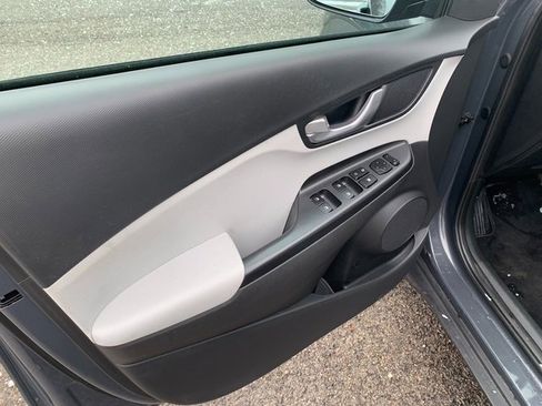 Certified 2023 Hyundai Kona SEL w/ Convenience Package image 20